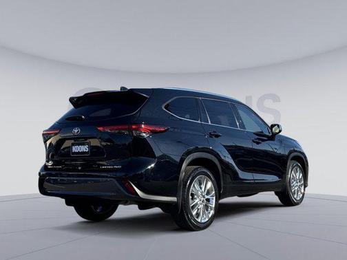 2023 Toyota Highlander Limited