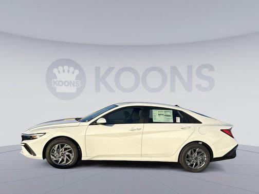 2026 Hyundai ELANTRA HEV Blue