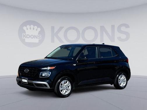 2022 Hyundai VENUE SE