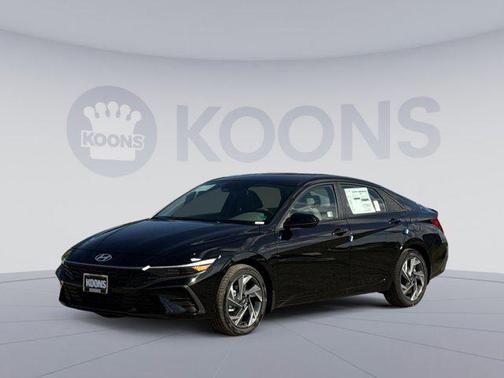 2025 Hyundai ELANTRA Sport