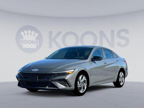 2025 Hyundai ELANTRA Sport