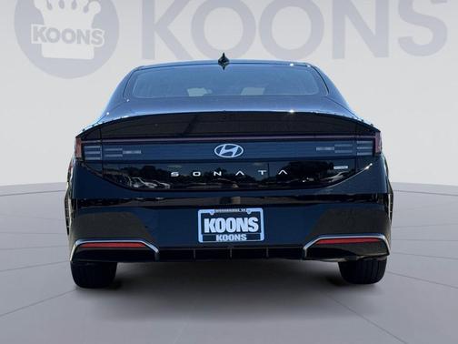 Abyss Black 2025 Hyundai SONATA SEL