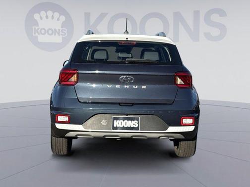 2023 Hyundai VENUE Limited