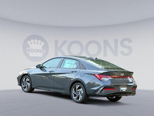 2025 Hyundai ELANTRA HEV SEL Sport