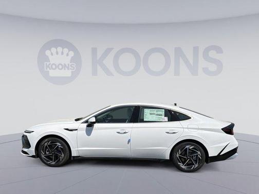 2026 Hyundai SONATA SEL