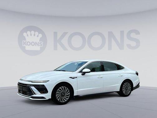 2025 Hyundai SONATA Hybrid SE