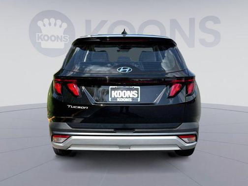 2025 Hyundai TUCSON SE
