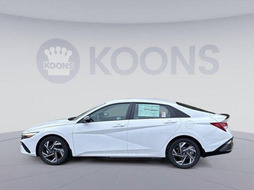 2025 Hyundai ELANTRA Sport