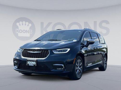 2024 Chrysler Pacifica L