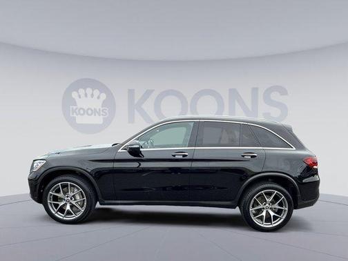 Black 2022 Mercedes-Benz GLC 300 4MATIC