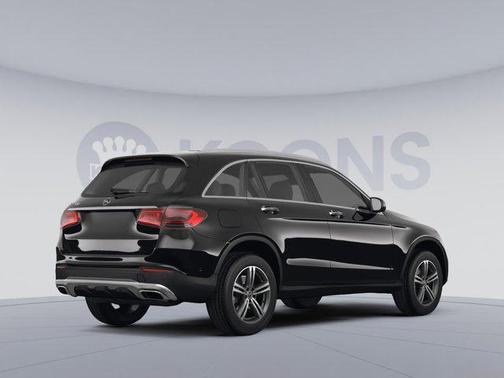 Black 2022 Mercedes-Benz GLC 300 4MATIC