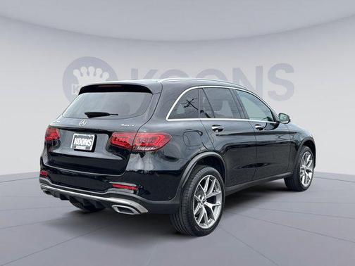 Black 2022 Mercedes-Benz GLC 300 4MATIC