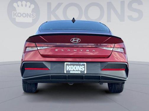 2026 Hyundai ELANTRA Sport