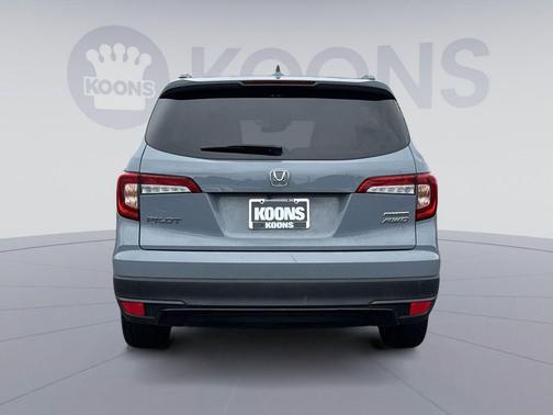 Gray 2022 Honda Pilot AWD Special Edition