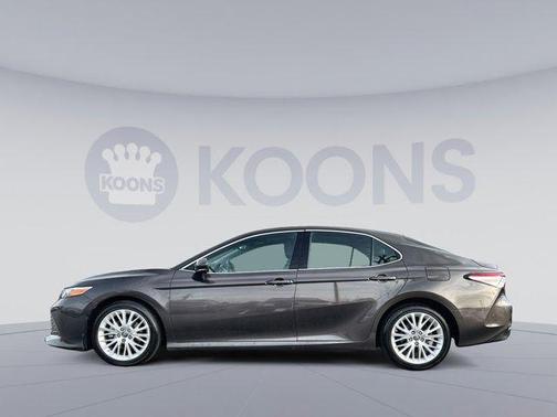 2018 Toyota Camry XLE