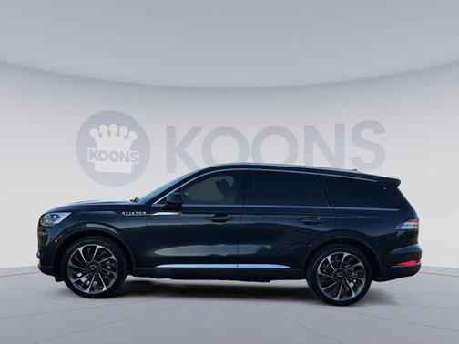 2022 Lincoln Aviator Reserve AWD