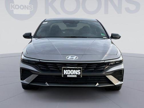 2025 Hyundai ELANTRA HEV SEL Sport