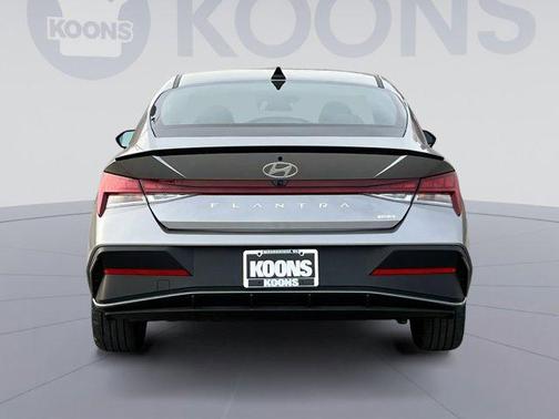 2025 Hyundai ELANTRA HEV SEL Sport
