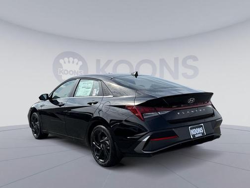 Abyss Black 2026 Hyundai ELANTRA Sport