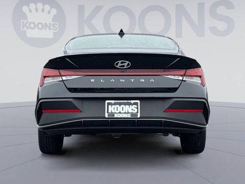 2026 Hyundai ELANTRA Sport