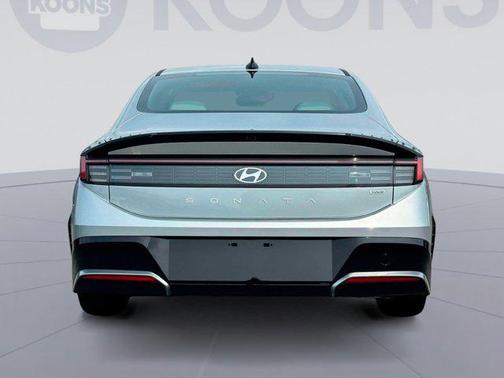 2025 Hyundai SONATA Hybrid SE