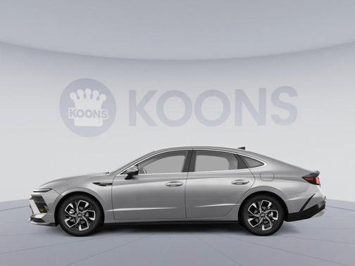 2025 Hyundai SONATA Hybrid SE