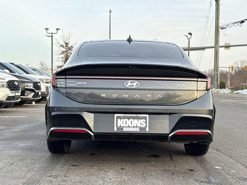 2025 Hyundai SONATA SEL