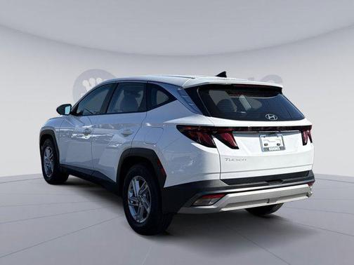 Serenity White Pearl 2025 Hyundai TUCSON SE