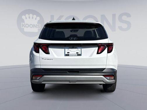 Serenity White Pearl 2025 Hyundai TUCSON SE