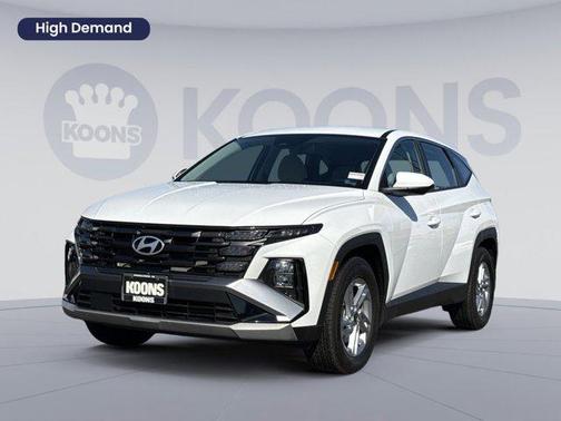 Serenity White Pearl 2025 Hyundai TUCSON SE