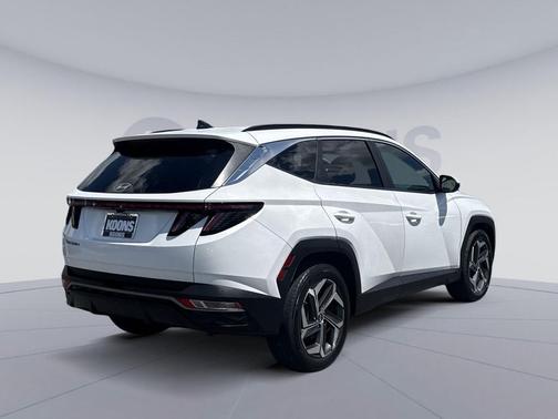 White Pearl 2024 Hyundai TUCSON SEL
