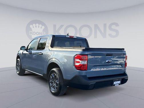 Azure Gray Metallic Tri-Coat 2024 Ford Maverick XLT