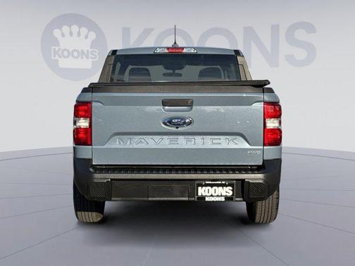 Azure Gray Metallic Tri-Coat 2024 Ford Maverick XLT