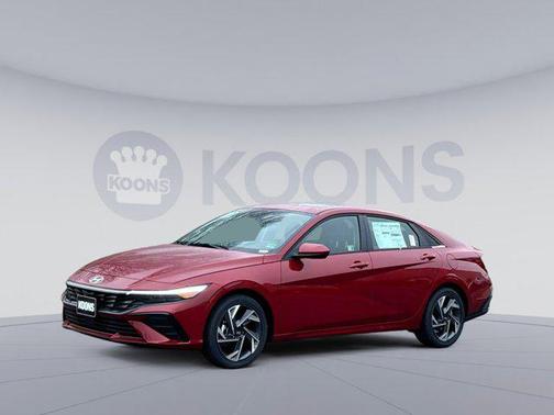 2025 Hyundai ELANTRA SEL