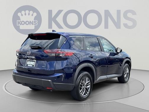 Deep Ocean Blue Pearl 2026 Nissan Rogue SV