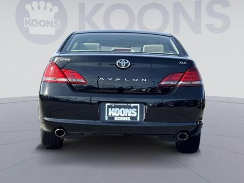 2008 Toyota Avalon XLS