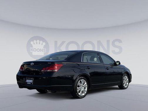 2008 Toyota Avalon XLS