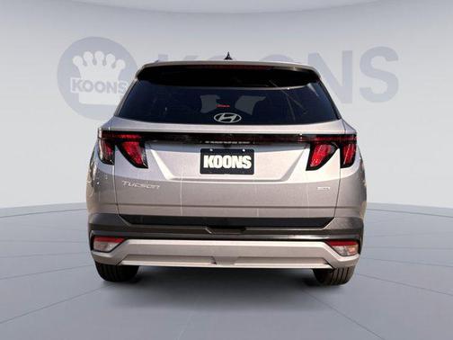 Shimmering Silver 2025 Hyundai TUCSON SEL