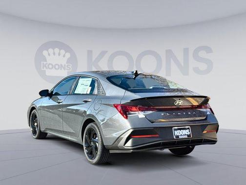 2026 Hyundai ELANTRA Sport