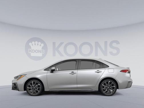 Classic Silver Metallic 2022 Toyota Corolla SE
