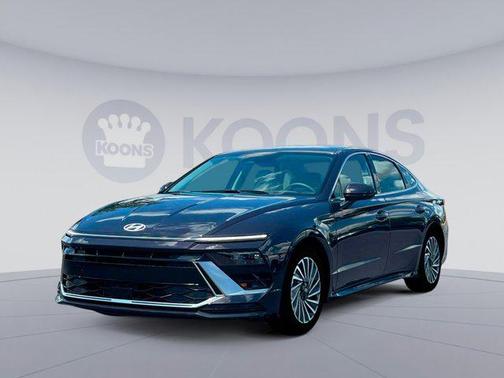 2025 Hyundai SONATA Hybrid SE