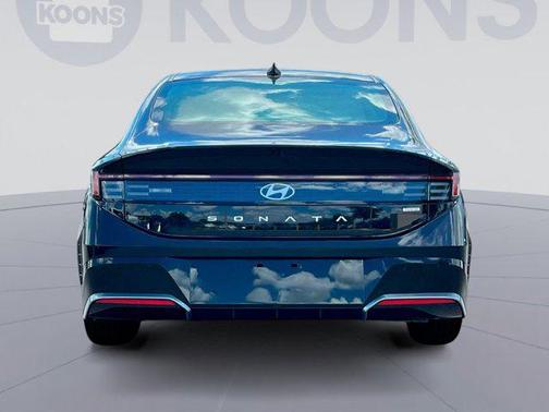 2025 Hyundai SONATA Hybrid SE