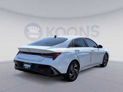 Serenity White 2025 Hyundai ELANTRA Limited