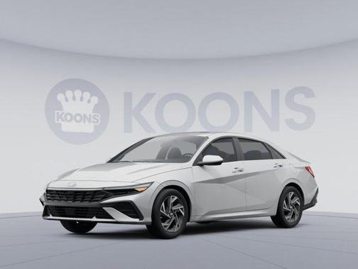 2025 Hyundai ELANTRA SEL