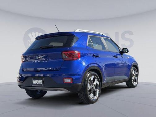 2023 Hyundai VENUE SEL
