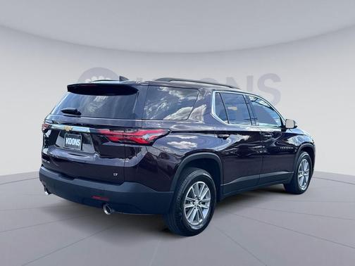 Black Cherry Metallic 2023 Chevrolet Traverse LT Cloth