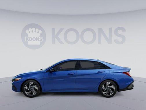 2025 Hyundai ELANTRA Sport