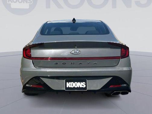 2022 Hyundai SONATA SEL