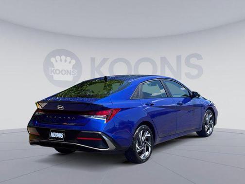 2025 Hyundai ELANTRA Sport