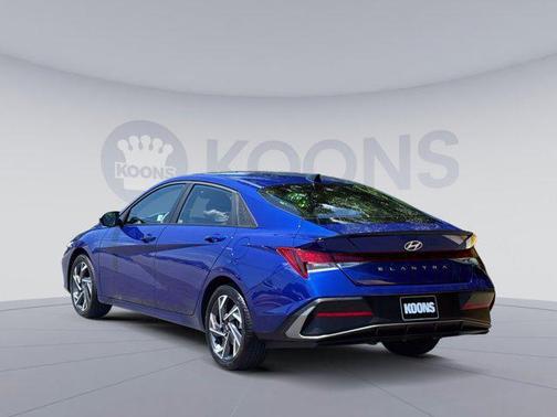 2025 Hyundai ELANTRA Sport
